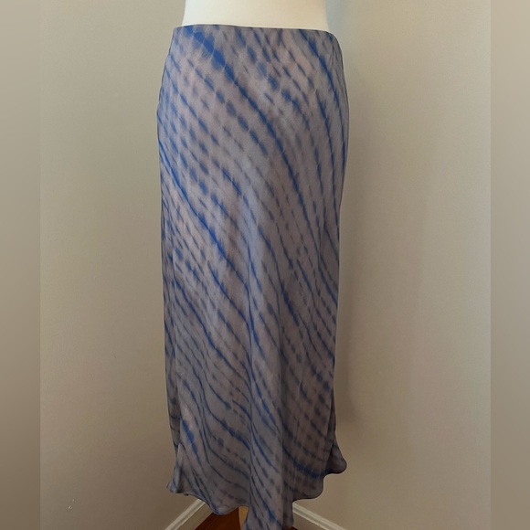 Anthropologie Maeve Sandra Blue Motif Elastic Waist Midi Skirt Small Petite NWT - Picture 2 of 4